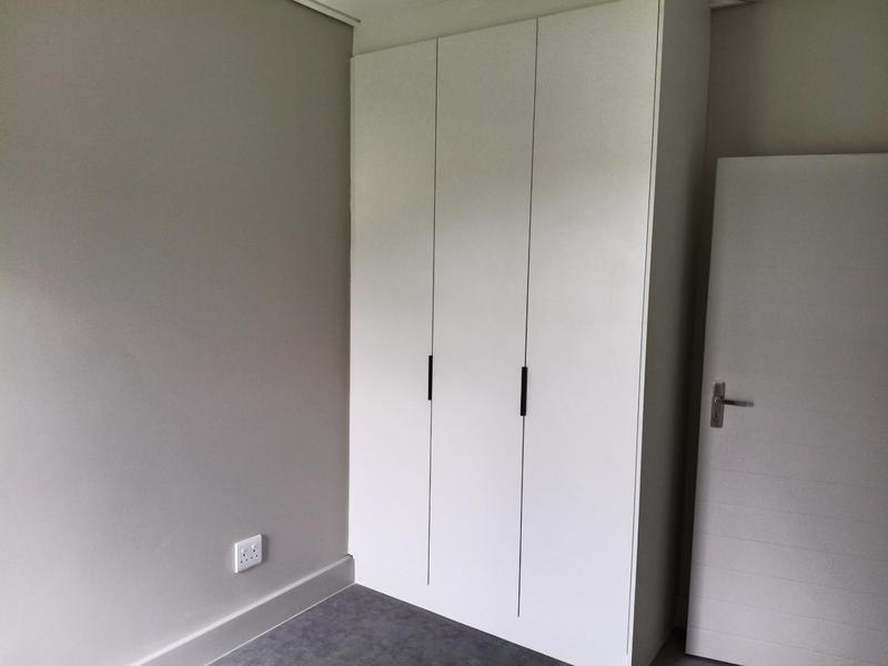 To Let 3 Bedroom Property for Rent in Uitzicht Western Cape